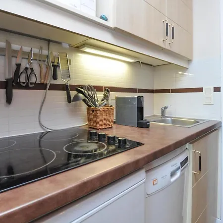 Cozy In With Kitchenette Cannes